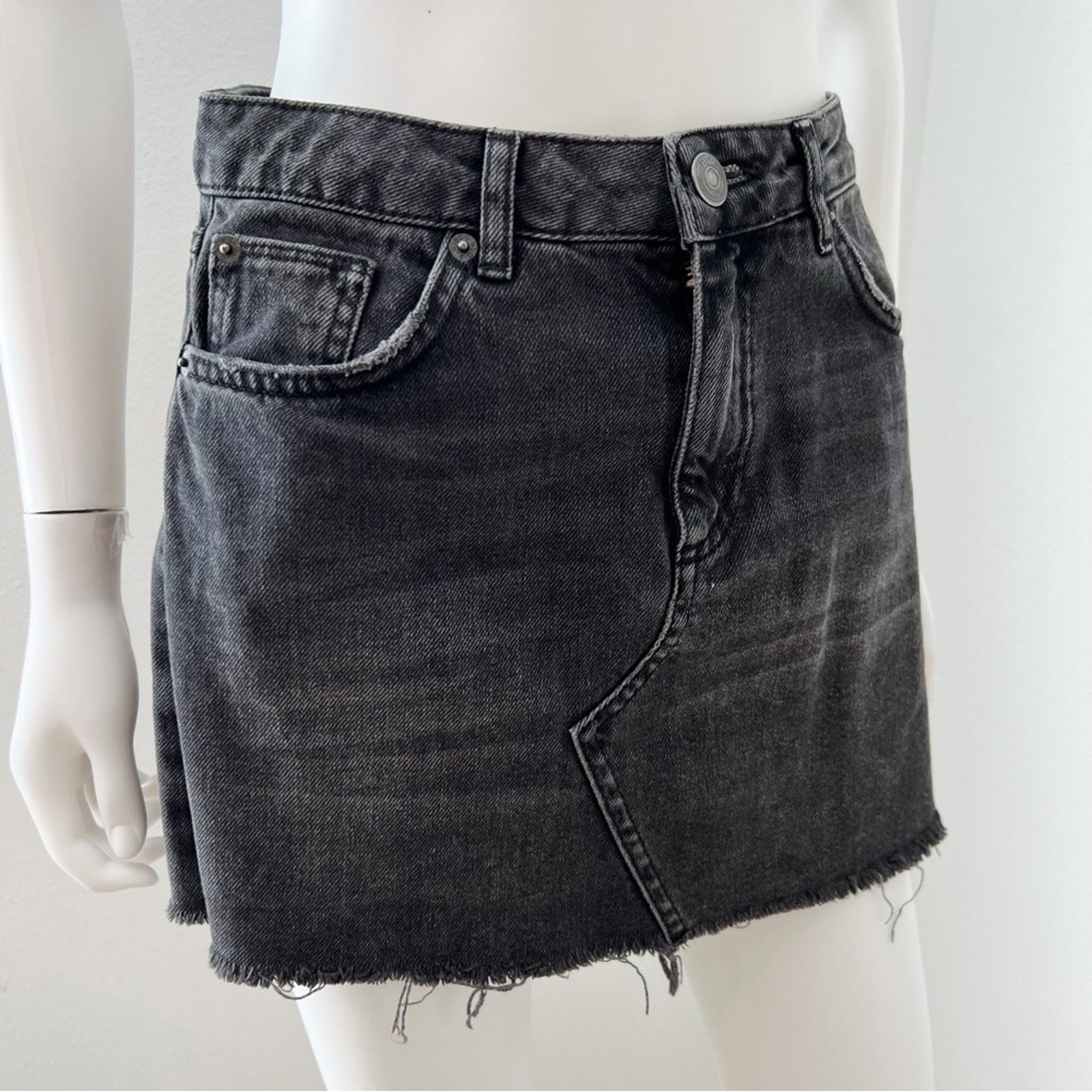 Bdg Urban Outfitters Nordstrom Black Raw Hem Denim Mini Skirt Small